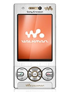 Best available price of Sony Ericsson W705 in Italy