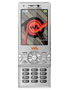 Best available price of Sony Ericsson W995 in Italy