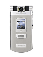 Best available price of Sony Ericsson Z800 in Italy